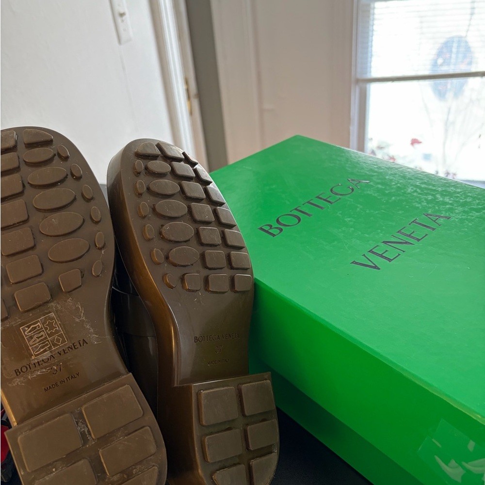 Bottega Veneta Olive Green Loafers with Gold Accents - Picture 4 of 7